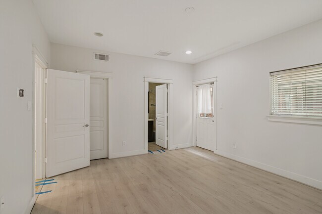 Building Photo - 5743 Kansas St
