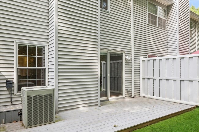 Building Photo - 507 Sara Cir