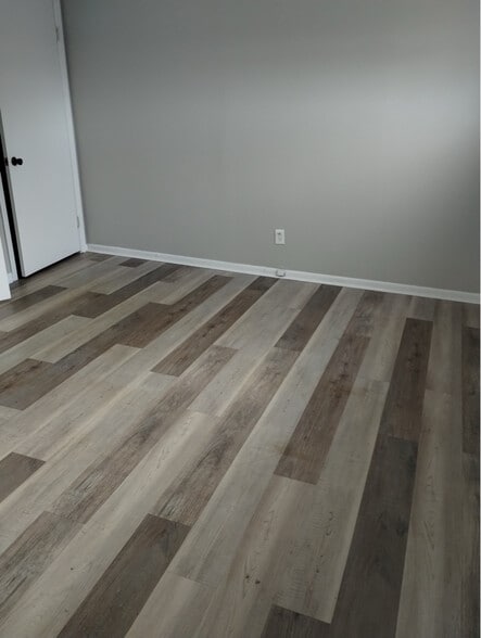 Building Photo - 4438 N 61st St