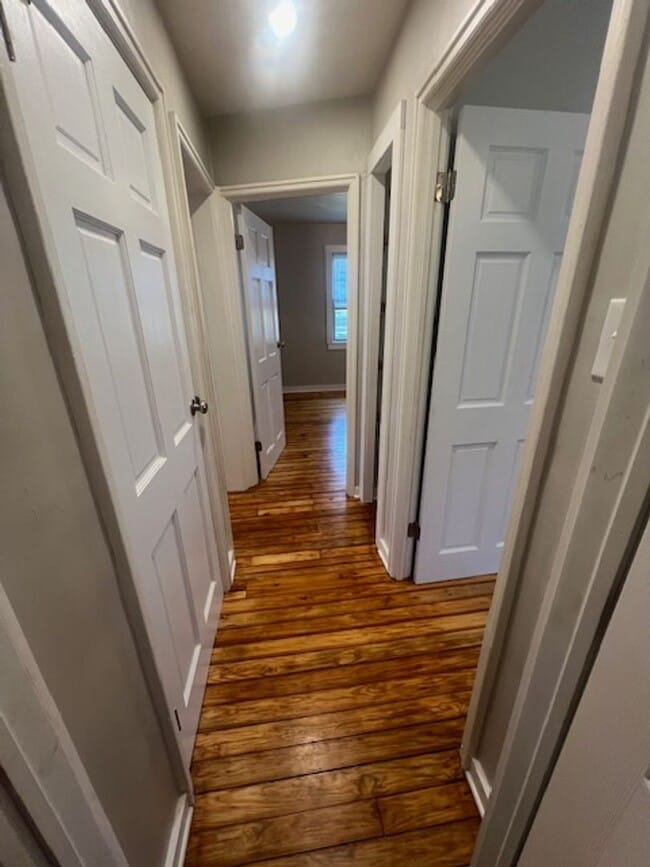 Building Photo - 720 Cranberry St