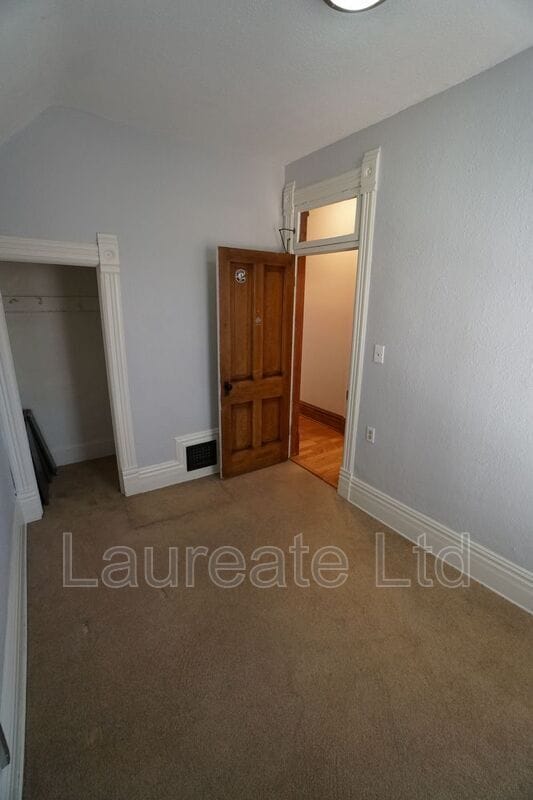 Building Photo - 39 Sherman St