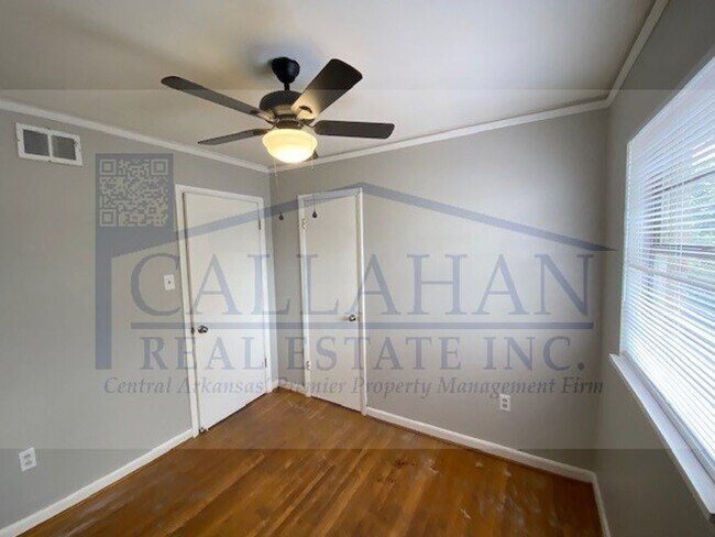 Primary Photo - Midtown 3 bedroom