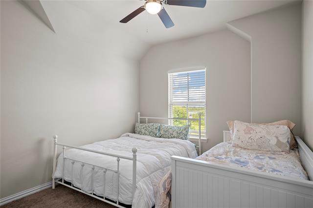 Building Photo - 2093 Almassera Dr