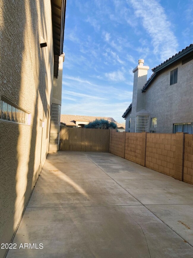 Building Photo - 27822 N 47th St