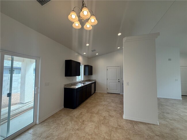 Building Photo - 3595 N Verdugo Rd