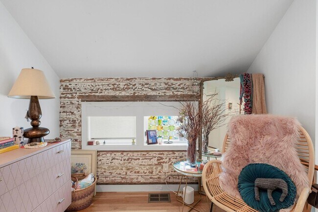 Building Photo - 3005 Bryker Dr
