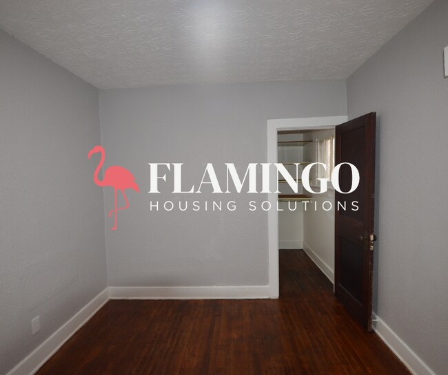 Building Photo - 622 W Fairview Ave