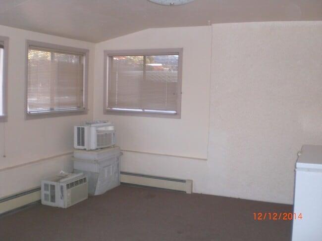 Building Photo - 1420 Garfield Ave