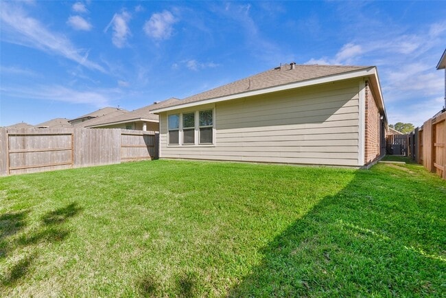 Building Photo - 1935 Barrett Gables Dr