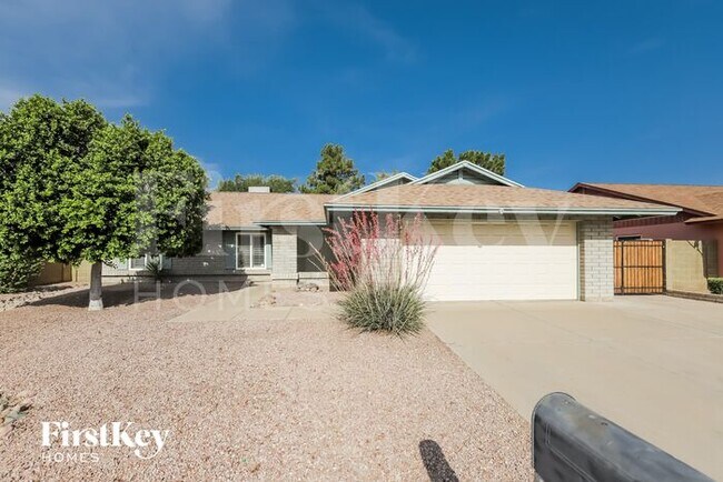 Primary Photo - 10402 N 64th Ave