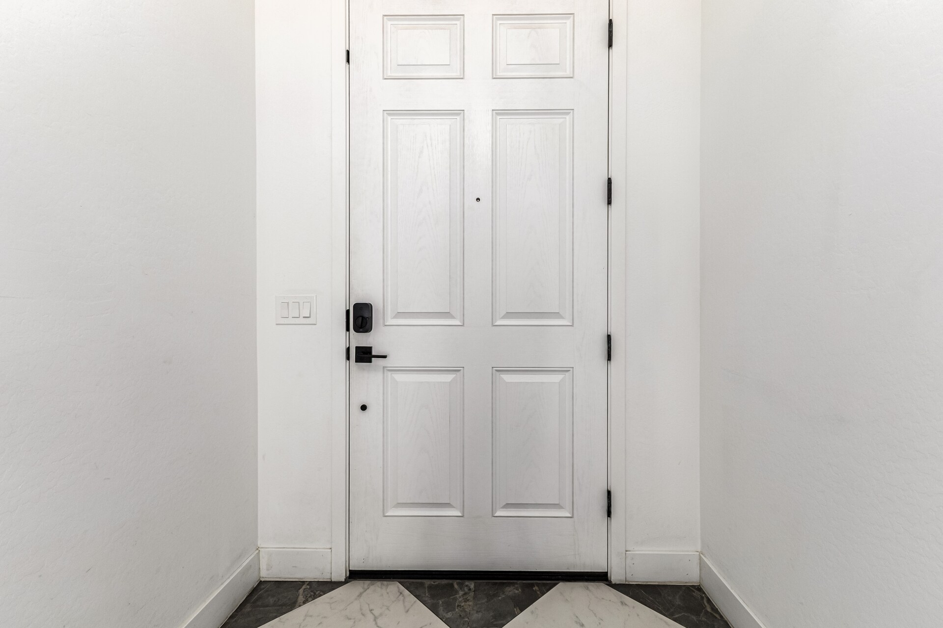 Building Photo - 20954 E Mayberry Rd