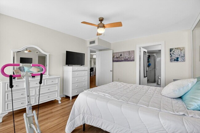 Building Photo - 2701 Village Blvd