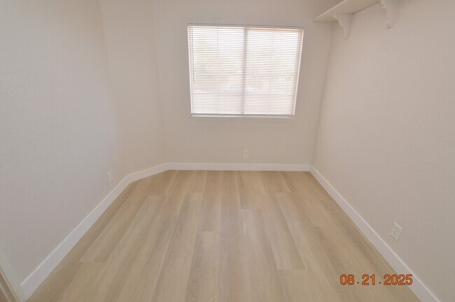 Building Photo - 6751 Sebring St