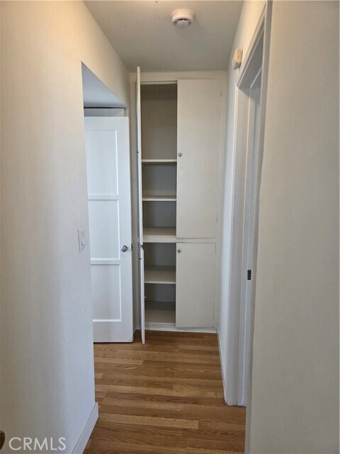 Building Photo - 364 S Sierra Madre Blvd