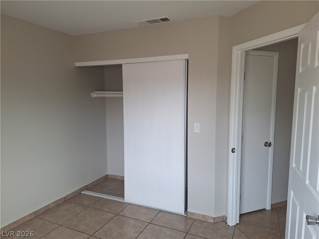 Building Photo - 4156 Abrams Ave