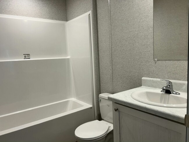 Building Photo - 5537 Our Ln