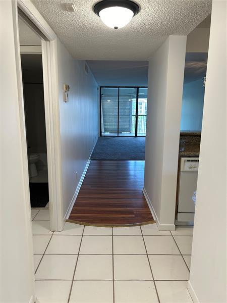 Building Photo - 6123 Coral Lake Dr