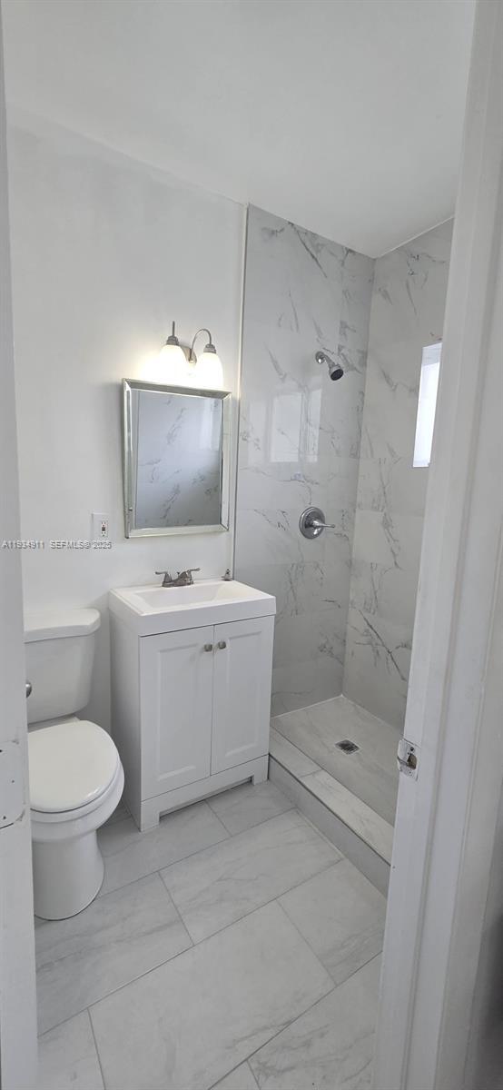 Building Photo - 8430 Harding Ave