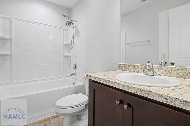 Building Photo - 157 Hamlet Ct