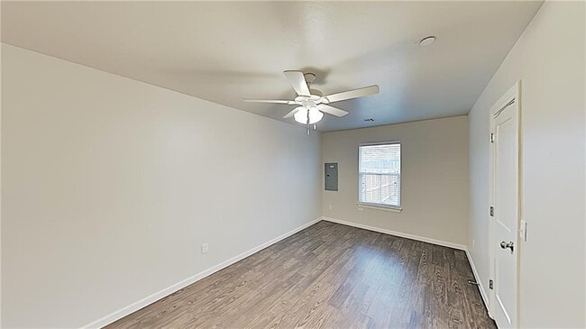 Building Photo - 4902 Avion Ct