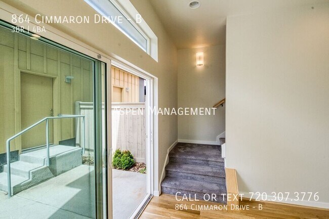 Building Photo - 864 Cimmaron Drive-B