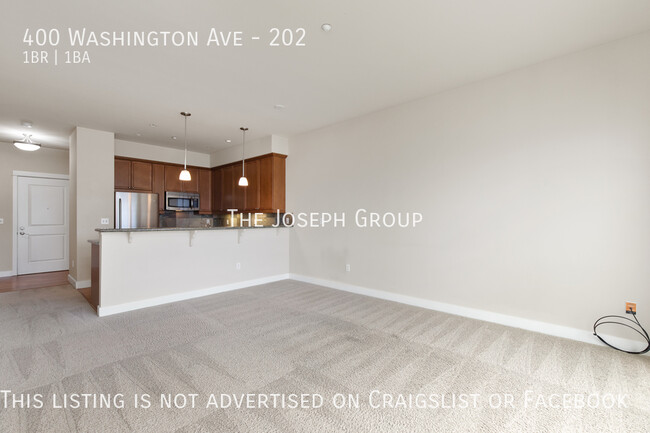 Building Photo - Beautiful 1 BD/1BA Bremerton Waterfront Condo