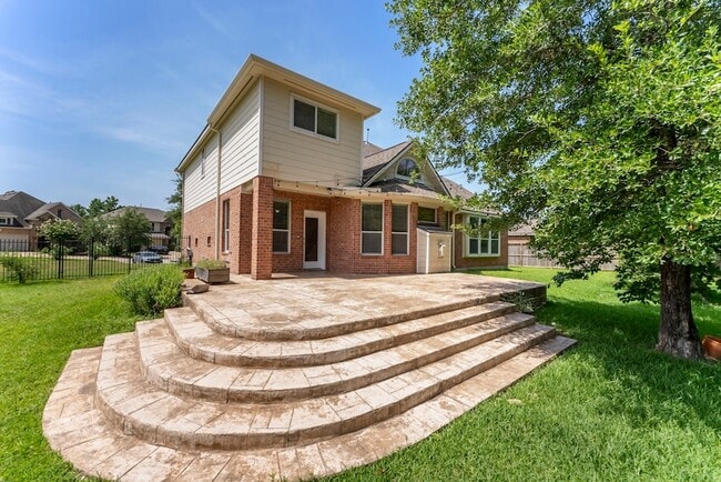 Building Photo - 2 Granite Path Pl