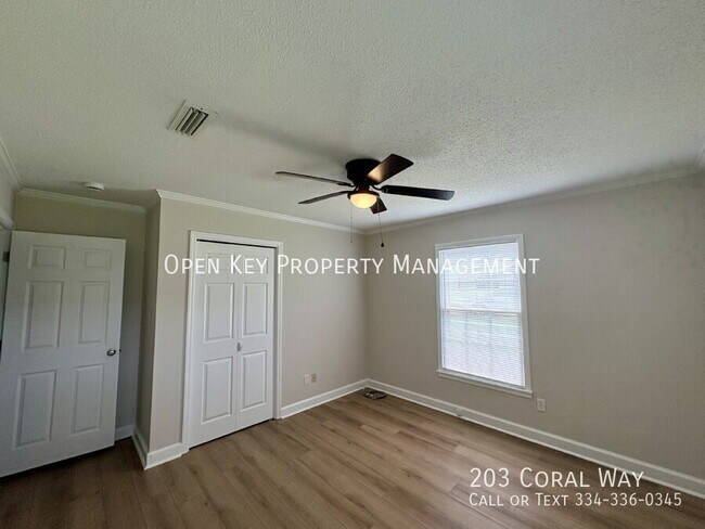 Building Photo - 203 Coral Way