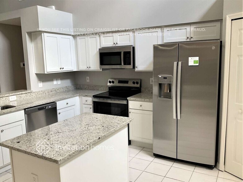 Building Photo - 18107 Sweet Jasmine Dr