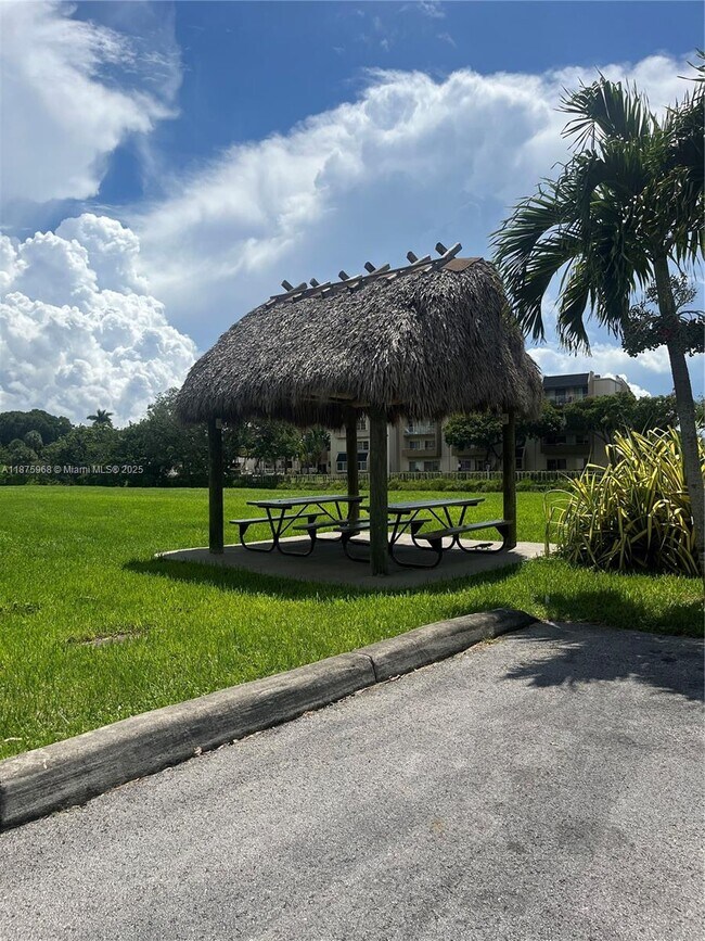 Building Photo - 7810 Camino Real