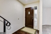 Building Photo - 215 Keats Ct