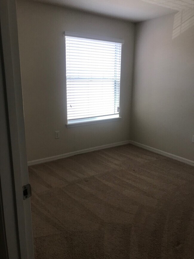 Building Photo - 2-story, 3/2.5, Lake Nona Townhome for ren...