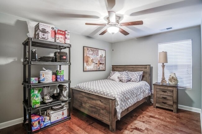 Building Photo - 85 Nokes Dr