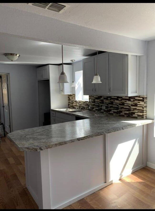 Building Photo - 1507 E 16th St