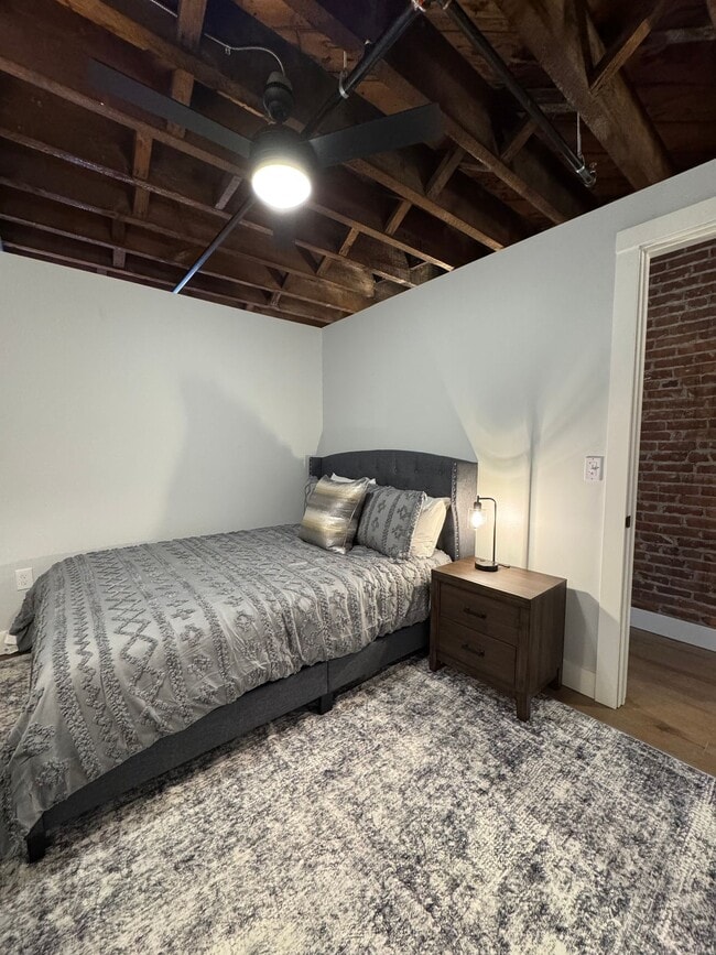 Building Photo - Spring Move In - Downtown Utica - One bedroom at the New Hotel Street Lofts