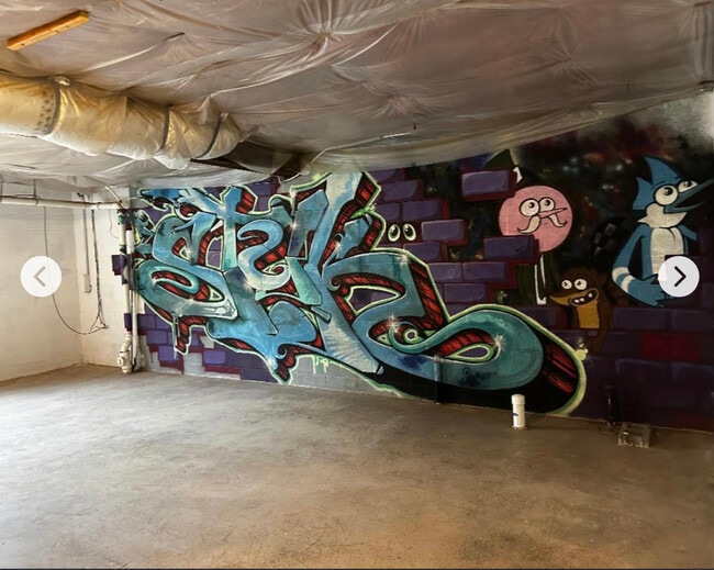 Basement or recreational area - 124 Kent St
