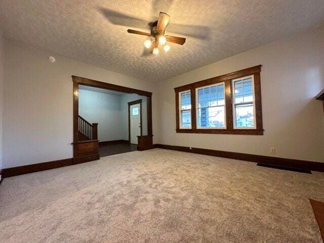 Building Photo - 309 Buckingham St