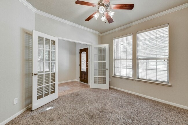 Building Photo - Live in Sterling Ridge – Short-Term Lease ...