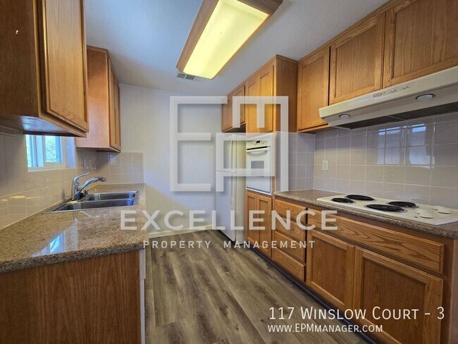 Building Photo - 117 Winslow Ct