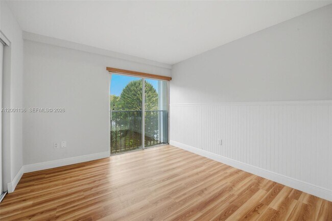 Building Photo - 301 NW 109th Ave