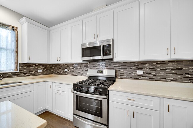 Building Photo - 2616 Chelsey St