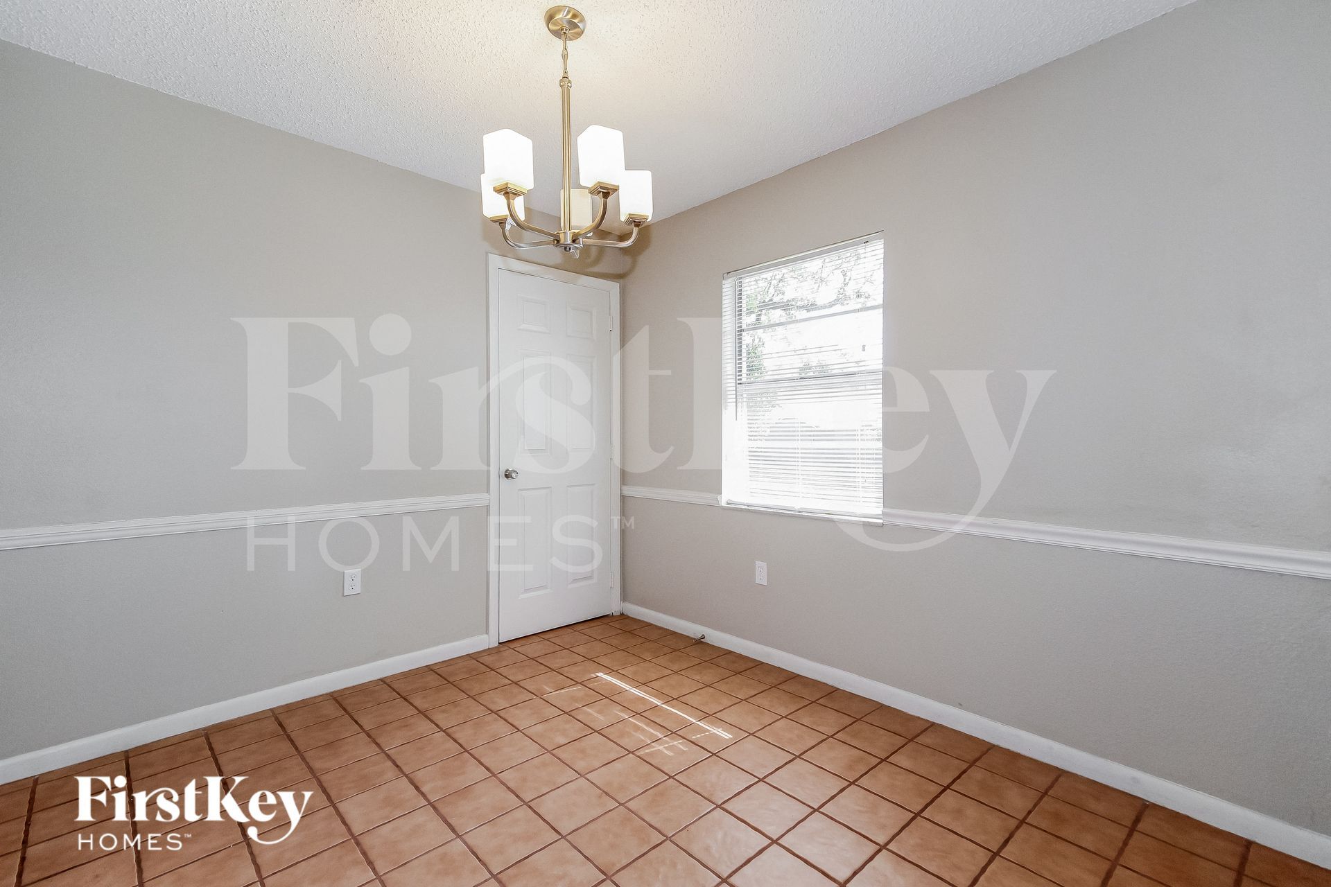 Building Photo - 4017 Lana Dr