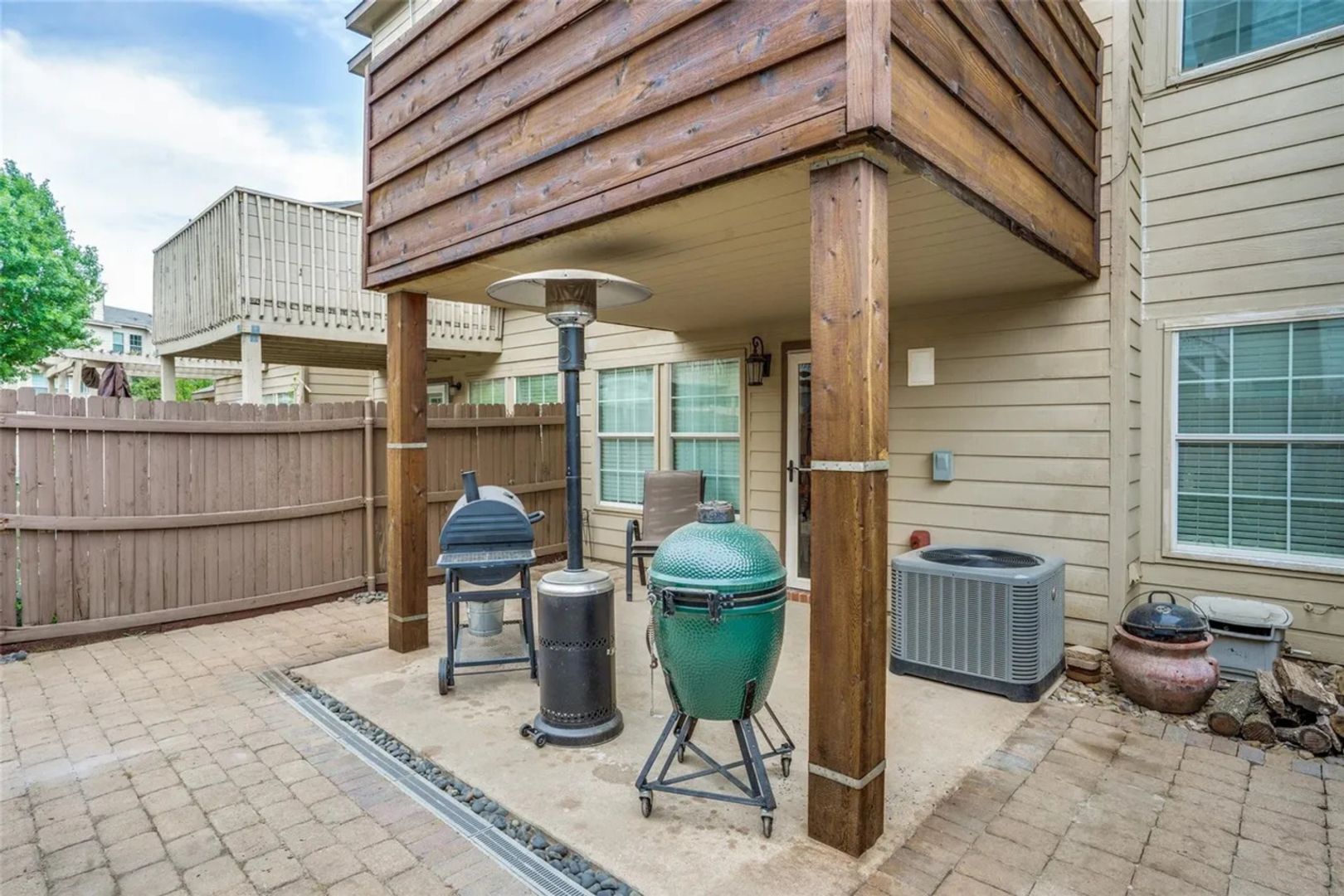 Building Photo - 12629 Oceanside Dr