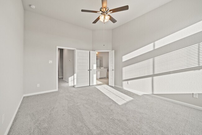Building Photo - 11407 Blossom Sq St