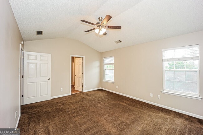 Building Photo - 6116 Hickory Ln Dr