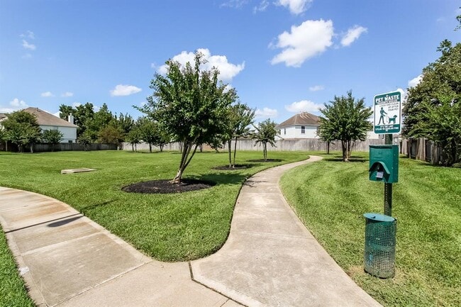 Building Photo - 20802 Fox Swift Ct