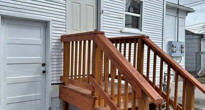 Building Photo - 343 S 4th Ave