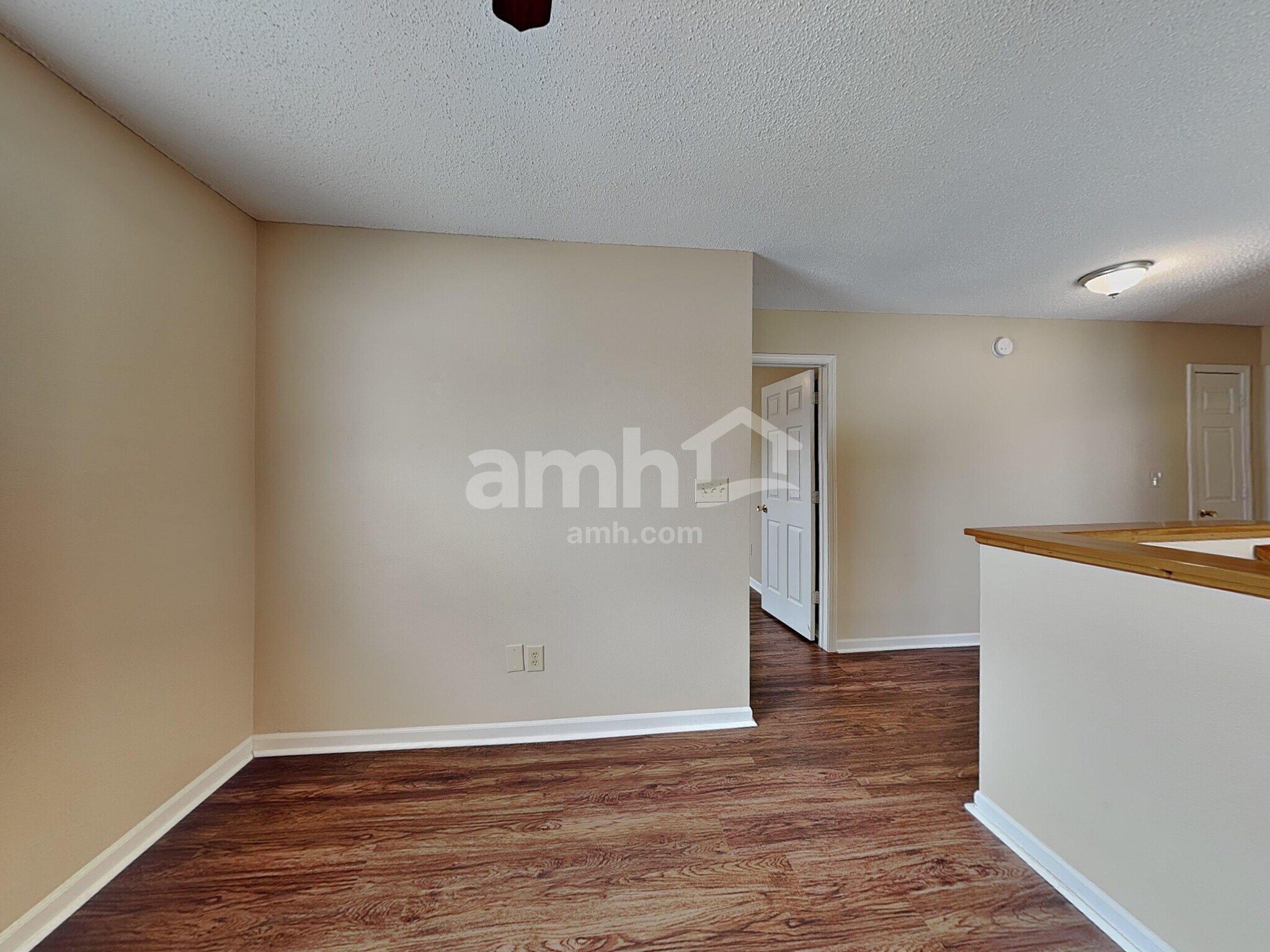 Building Photo - 15235 Follow Dr