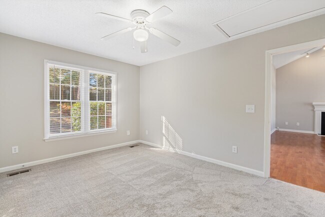 Building Photo - 2105 Quail View Trail