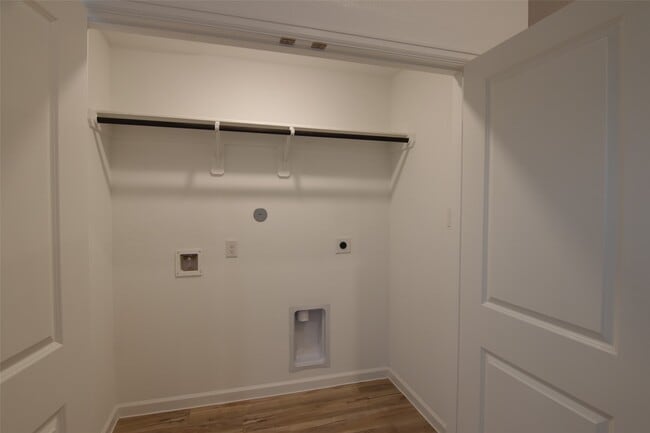 Building Photo - 2511 Chestnut Oak Cir